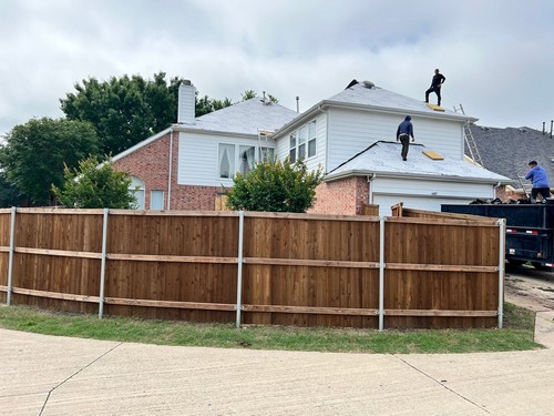 workers-roofing-installation